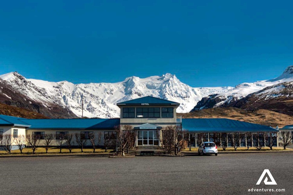 hotel skaftafell entrance view in south iceland