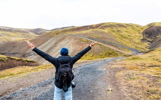 Solo Travel in Iceland: 5 Essential Tips