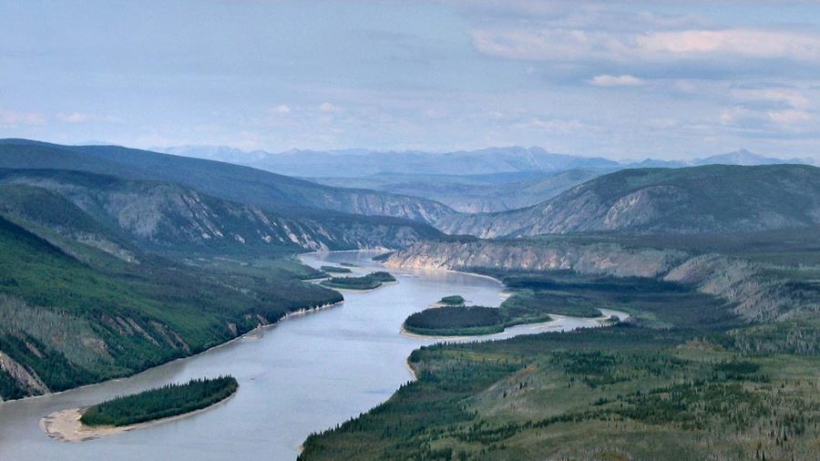 Alaska Yukon trail river scenery