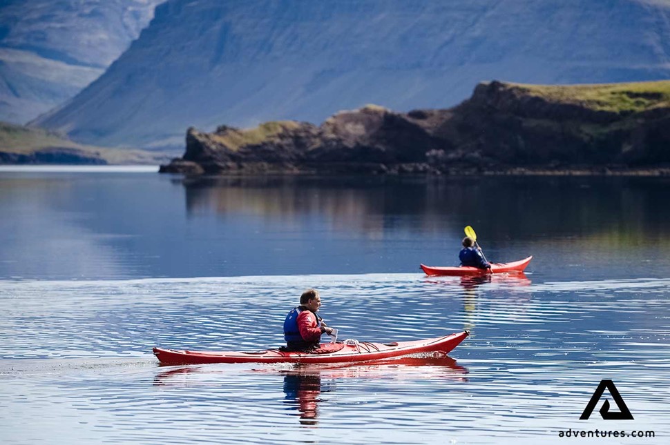 Kayaking around Geldinganes from Reykjavik