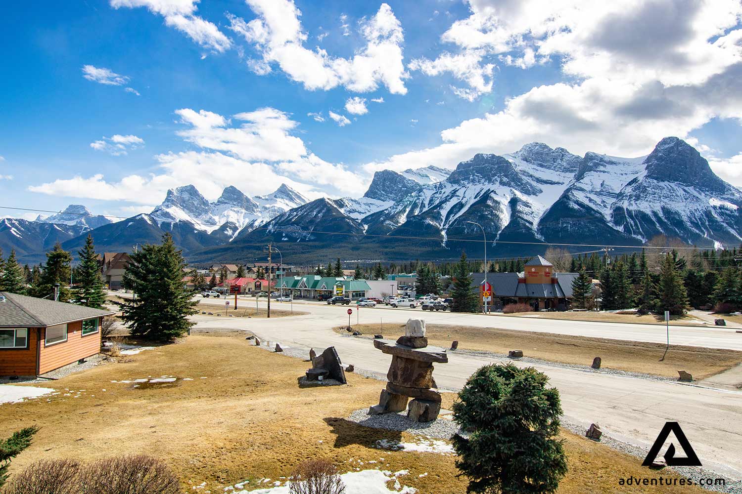 canmore town in canadian rockies at sunrise