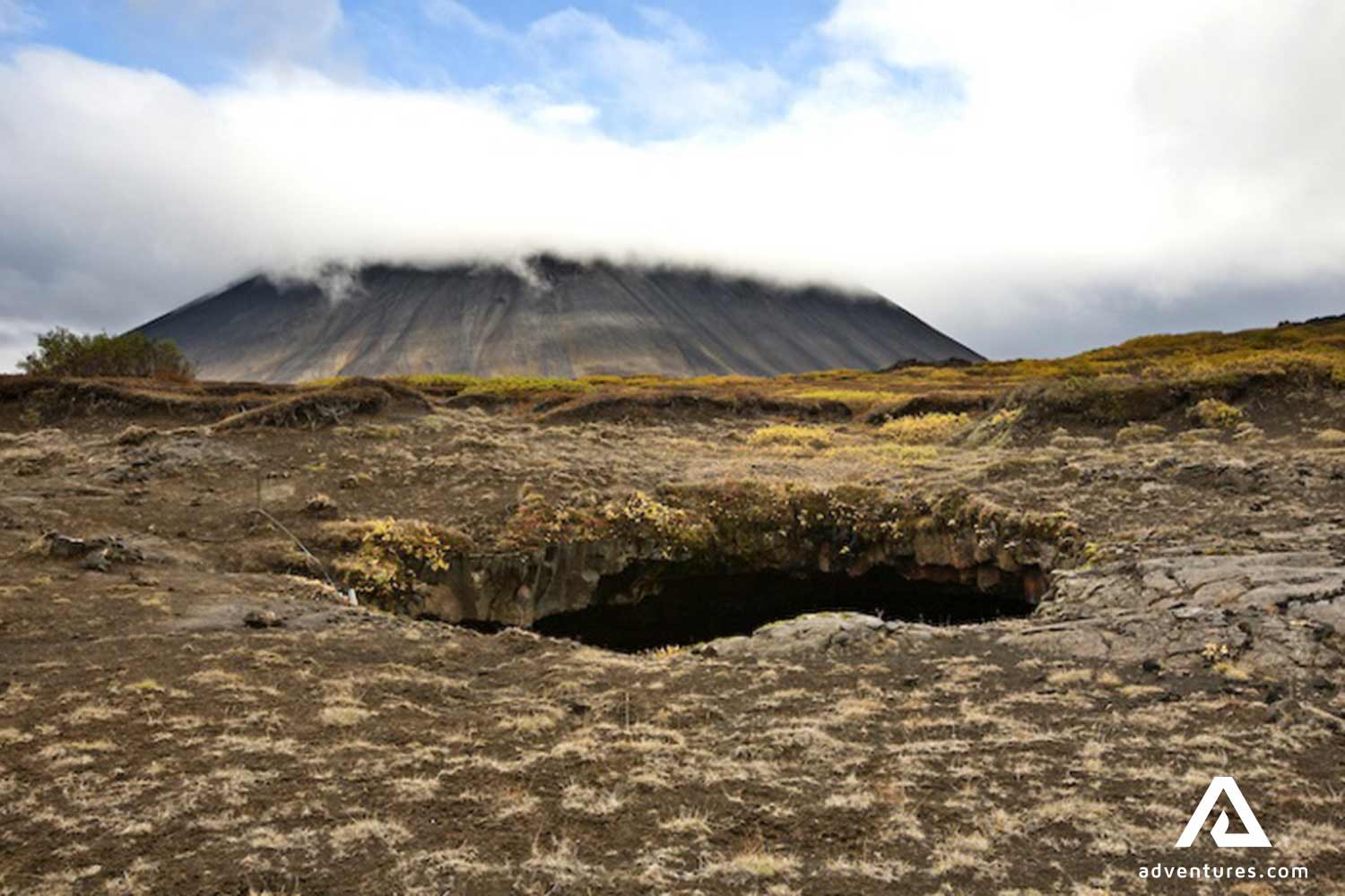 entrance to Lofthellir cave
