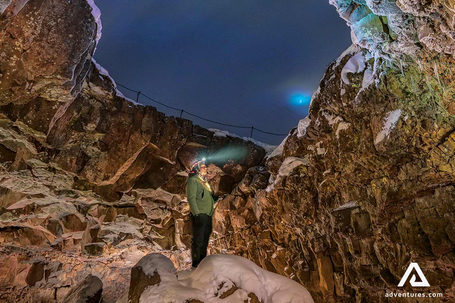 night sky view from raufarholshellir 