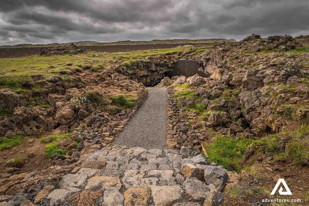 gravel path leading to the lava tube