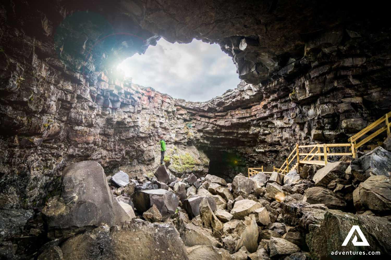 a view to the outside from vidgelmir lava cave