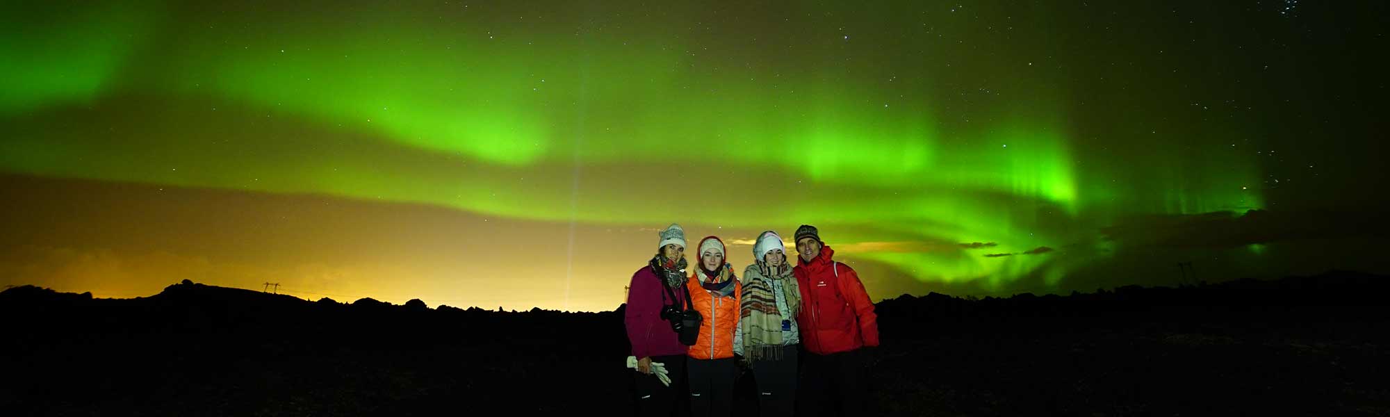 Northern Lights In Iceland 2023 2024 Season Update Adventures Com   H Northern Lights Tour Iceland Family Happy 