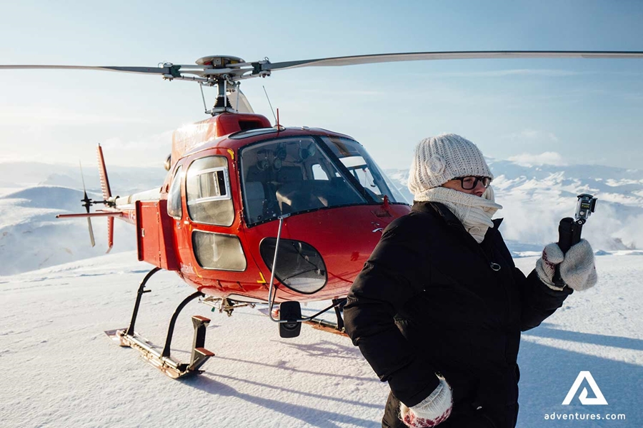 helicopter sightseeing on a mountain
