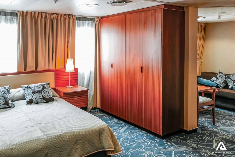 Double bed in a cruise ship Endeavour 