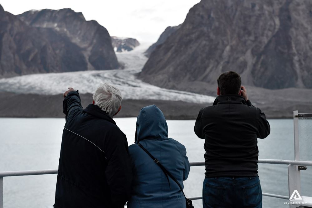 Exploring Greenland from a cruise