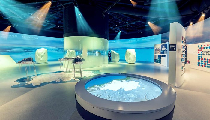 icelandic glacier exhibition in perlan museum
