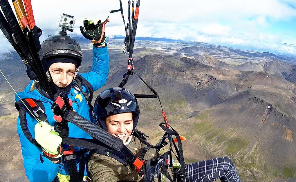 Paragliding in Island