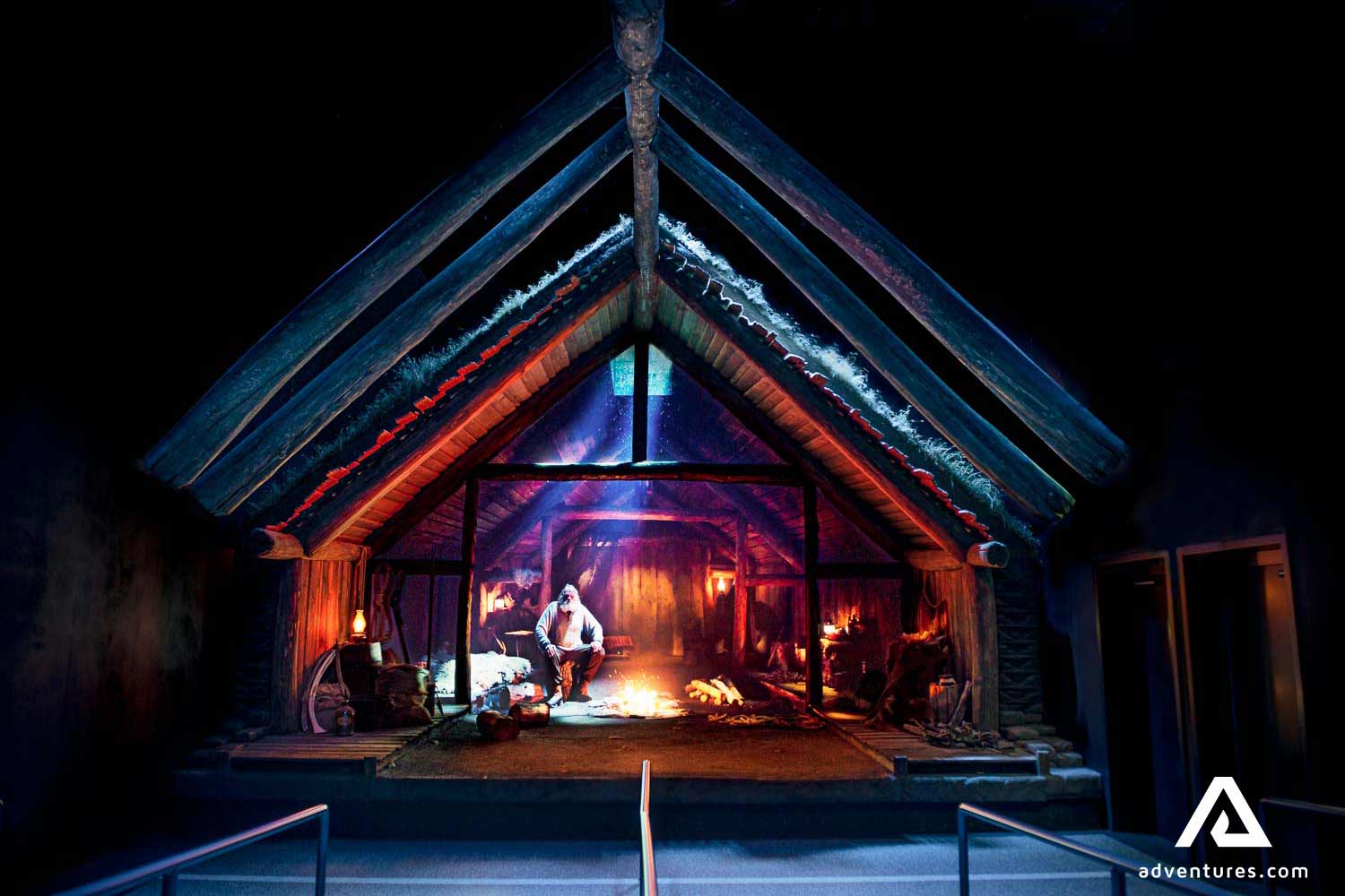 Flyover Iceland Show Lights Dark Museum