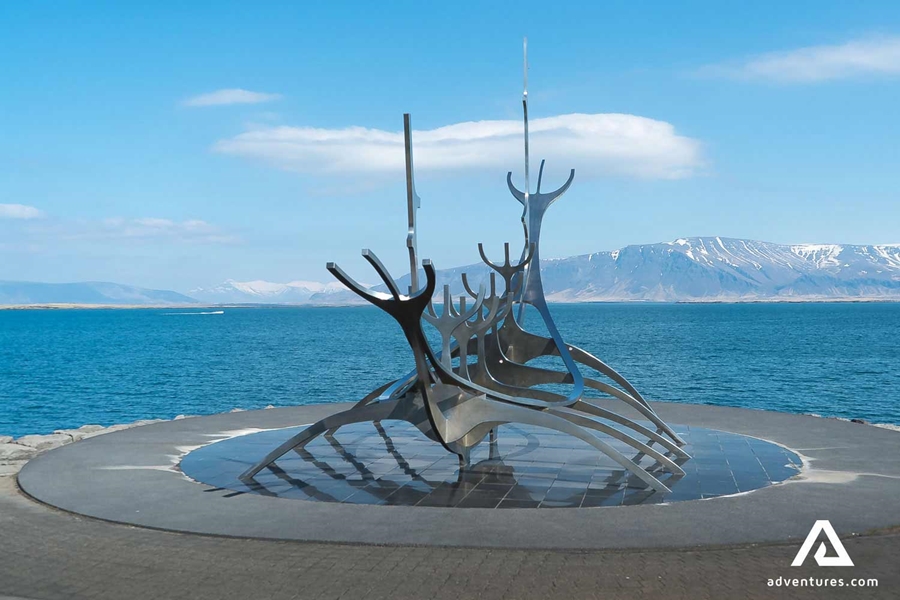 sun voyager monument in reykjavik