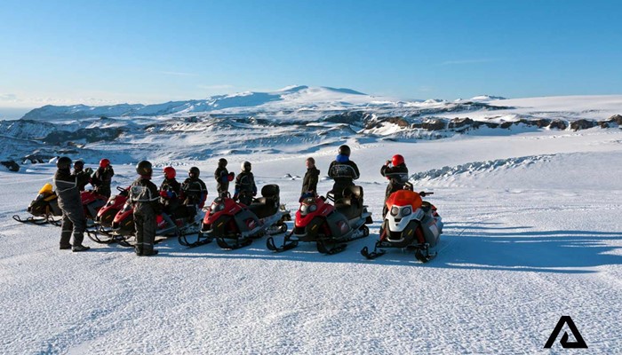Getting ready for the snowmobiling tour on Myrdalsjokull