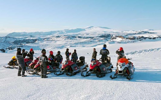 Schneemobilfahrt auf dem Myrdalsjökull-Gletscher