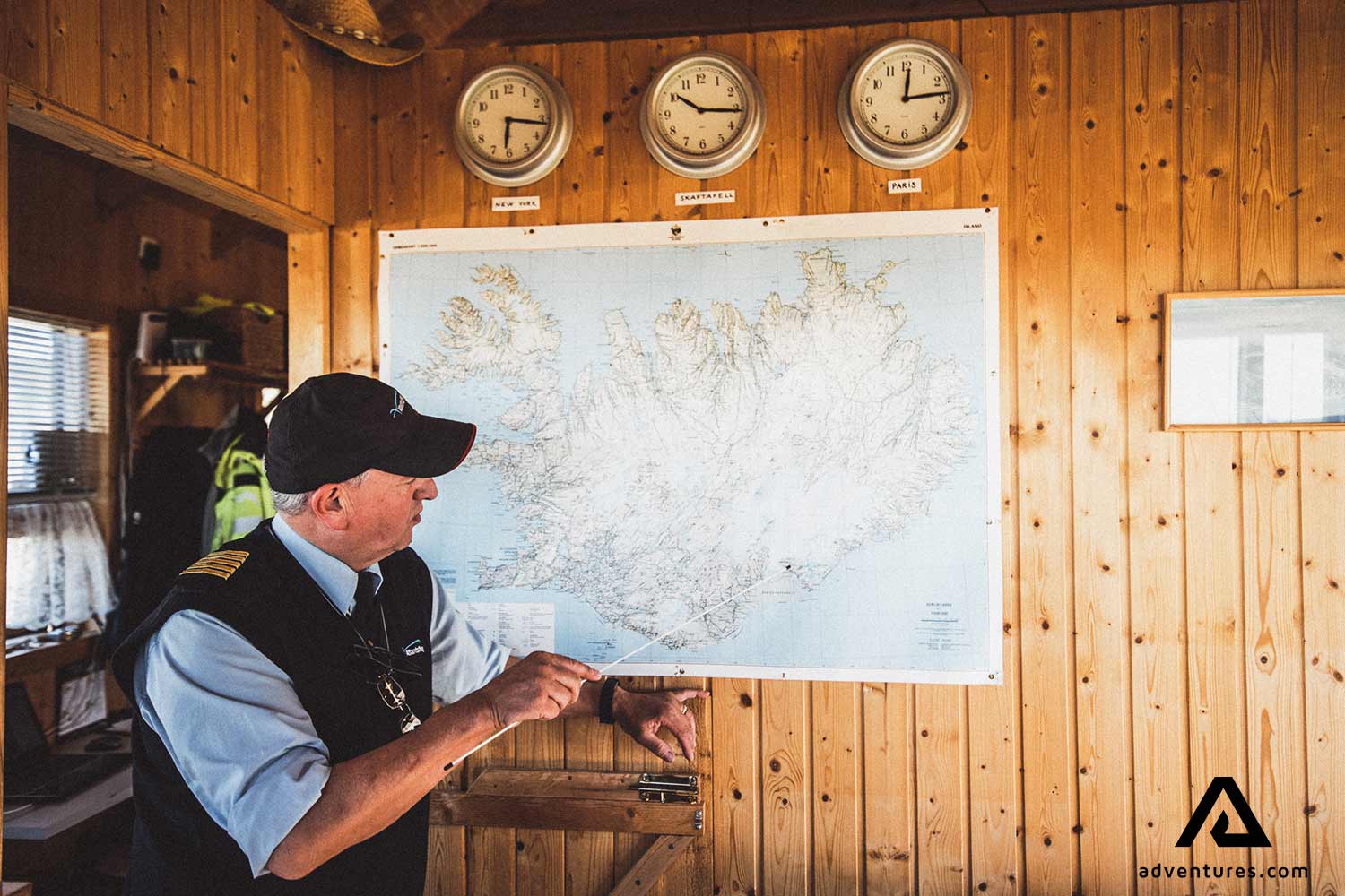 pilot showing the map of the flight