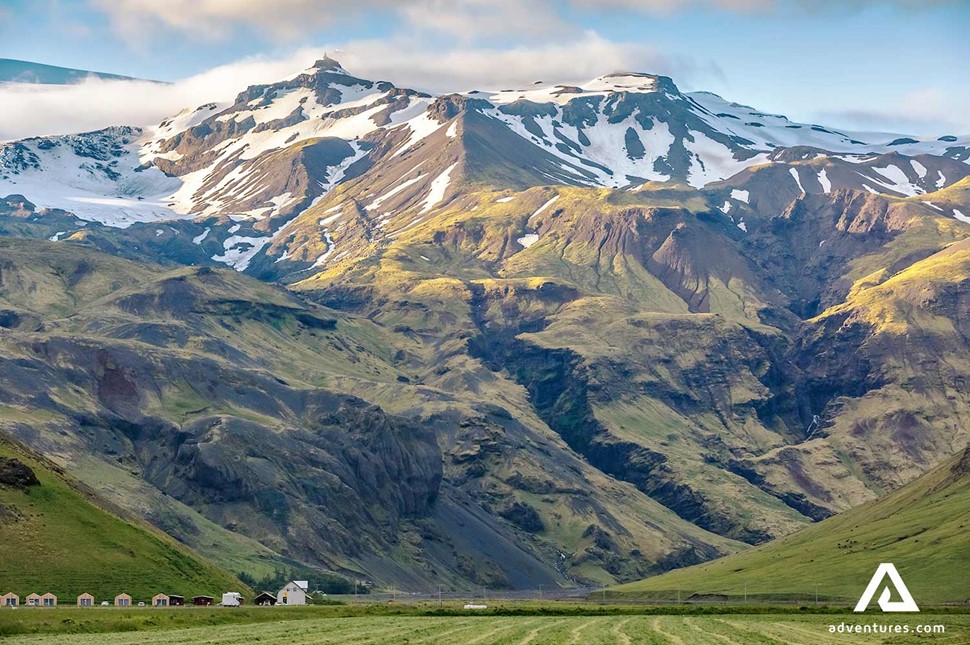 mountains near eyjafjallajokull volcano