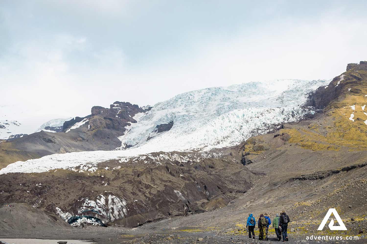 small group walking towards falljokull