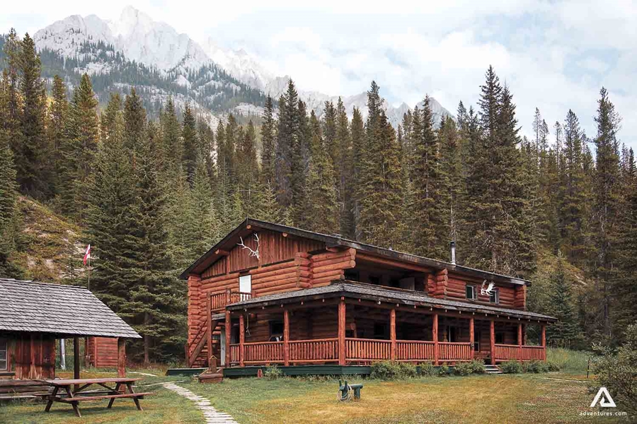 Wooden lodge in the backcountry of Banff