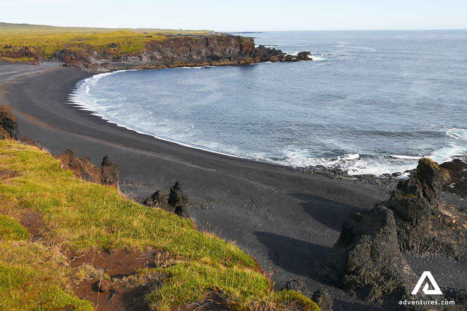 Djupalonssandur Black Sand Beach in snaefellsnes