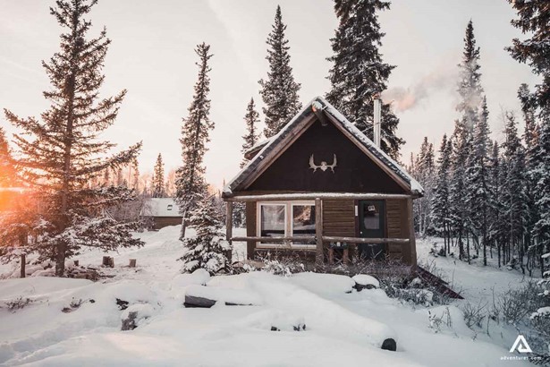 Lodge in the snowy Canadian forest
