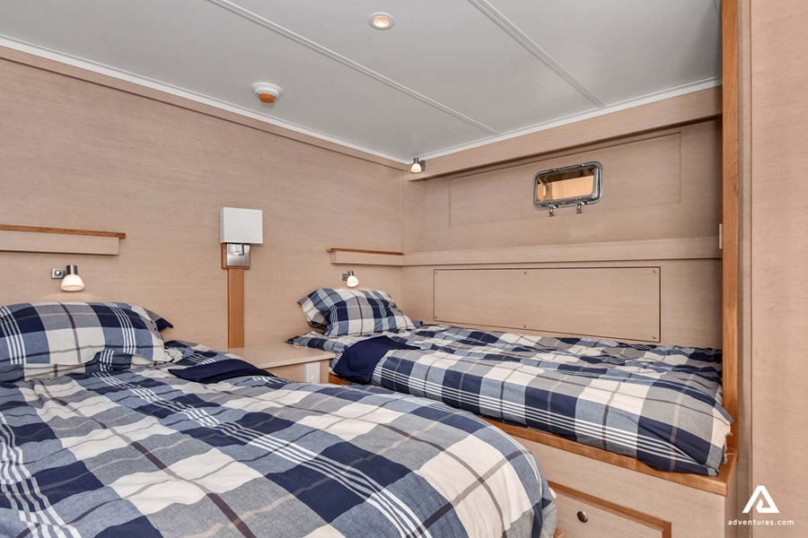 Bedroom on a sailing ship