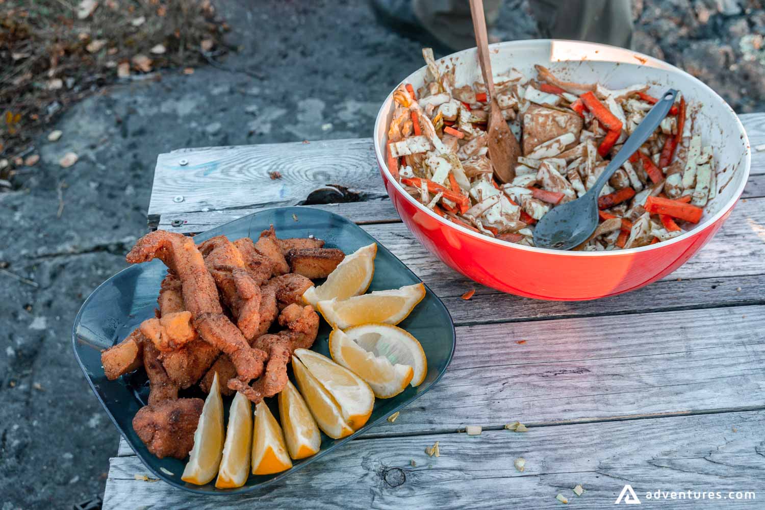 Grilled salmon with salad