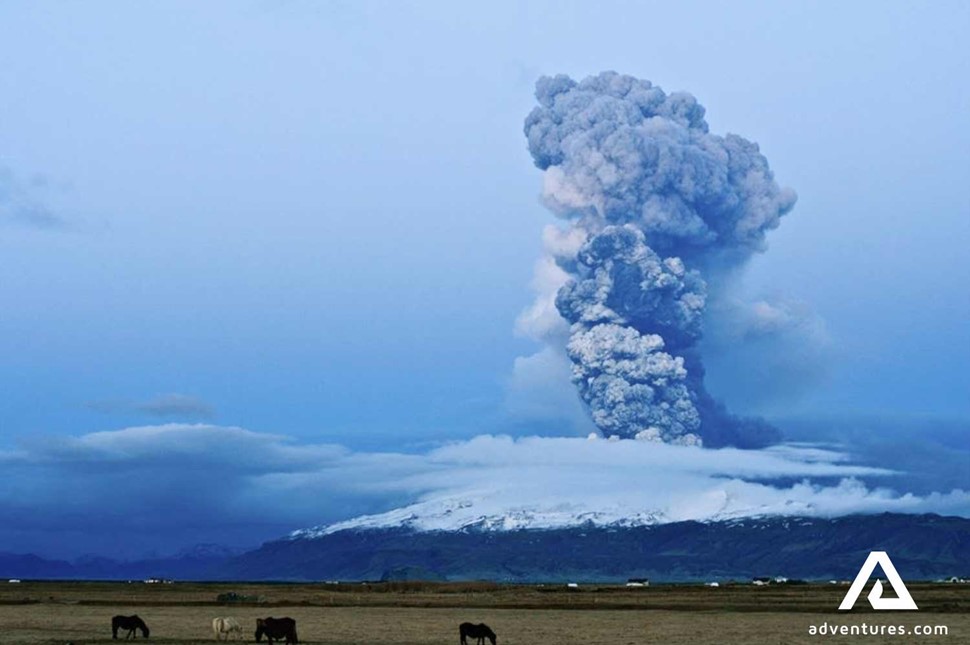 big ash cloud above eyjafjallajokull volcano