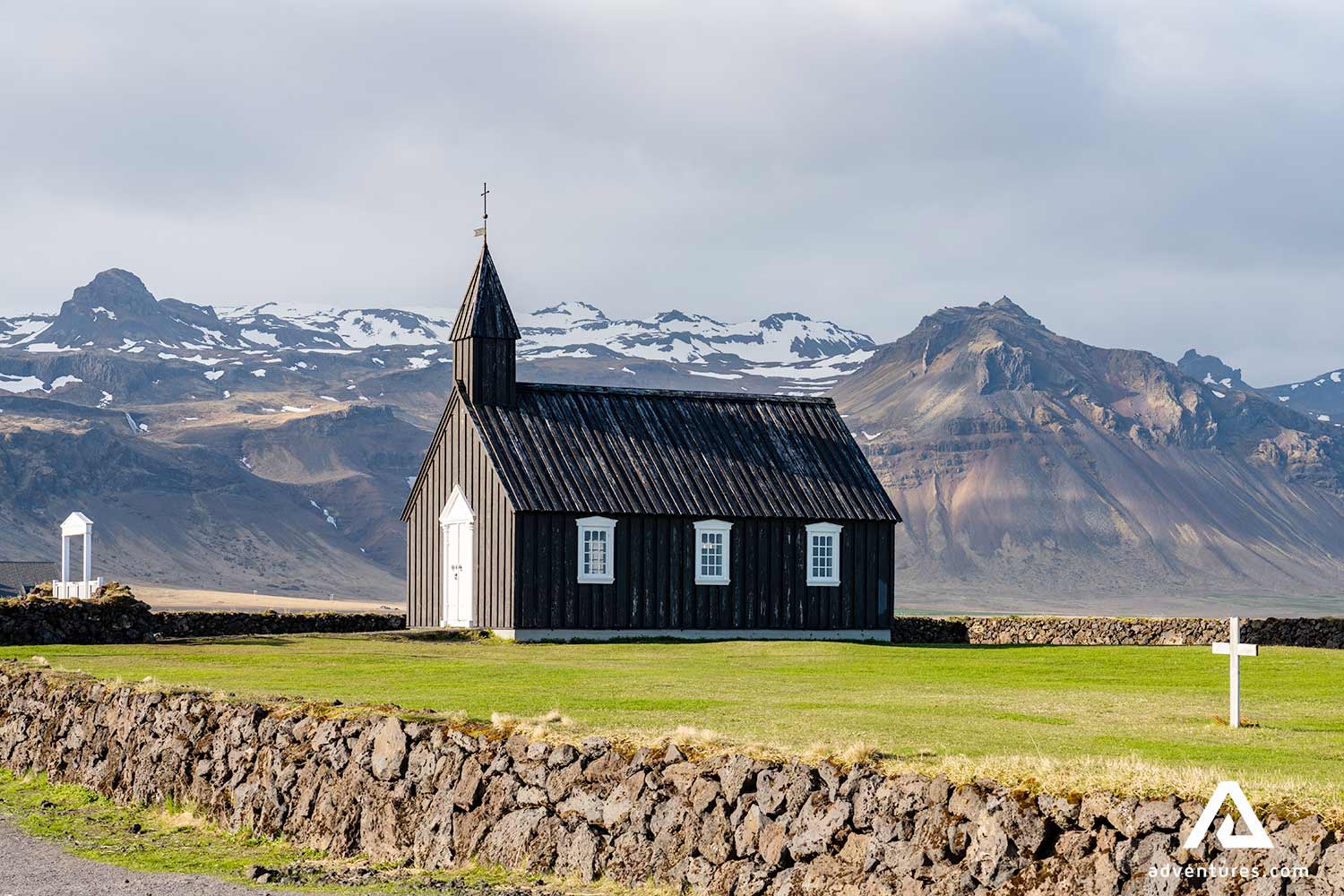 black church budir in summer