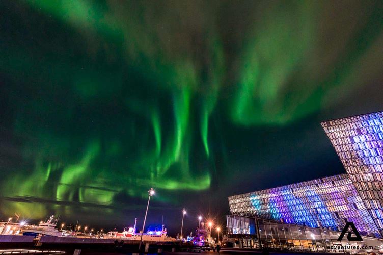northern lights above harpa northern lights above harpa building