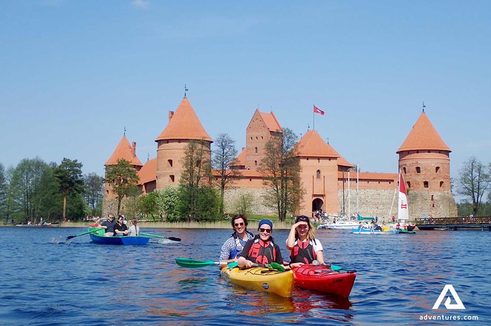 small group kayaking in trakai near the castle