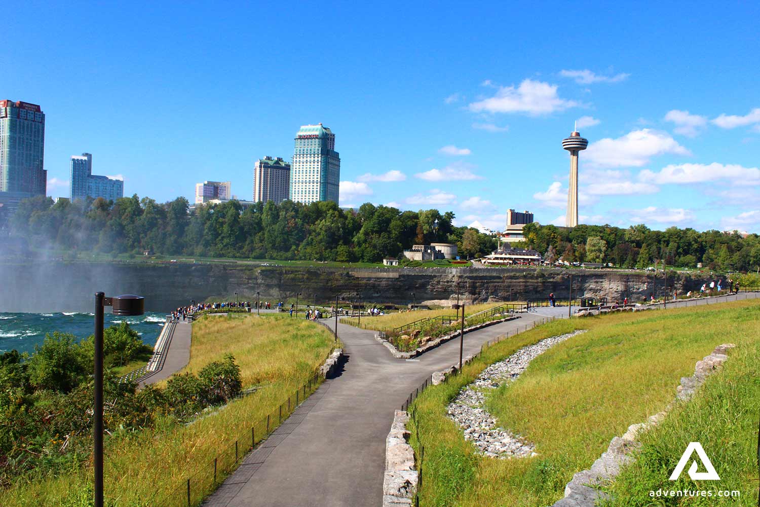 walking path near niagara falls