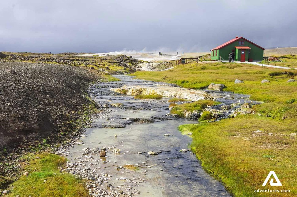 Hveravellir Thermal Pool near a hut