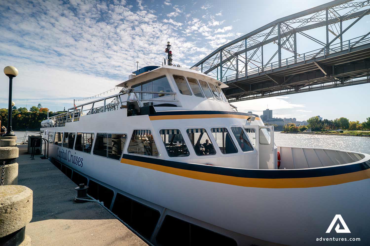 sightseeing boat in a port in canada
