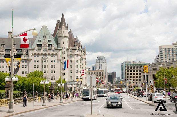 Chateau Lauriel Hotel Street View Chateau Lauriel Hotel Street View in ottawa
