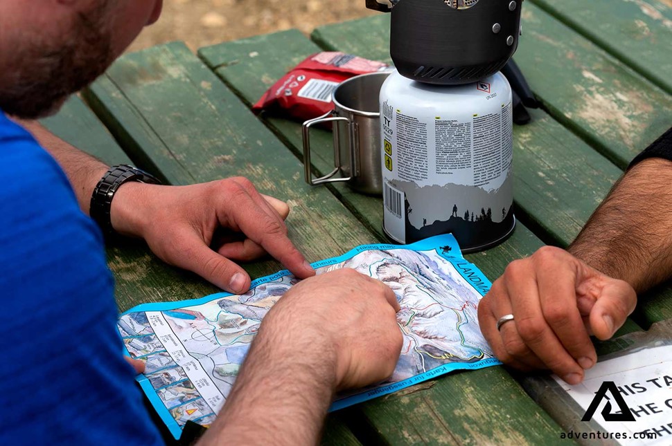 guide showing landmannalaugar area map