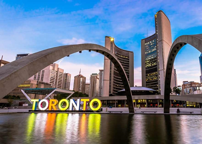 Top 5 places to visit in Toronto  Places to visit, Travel around the  world, Best cities