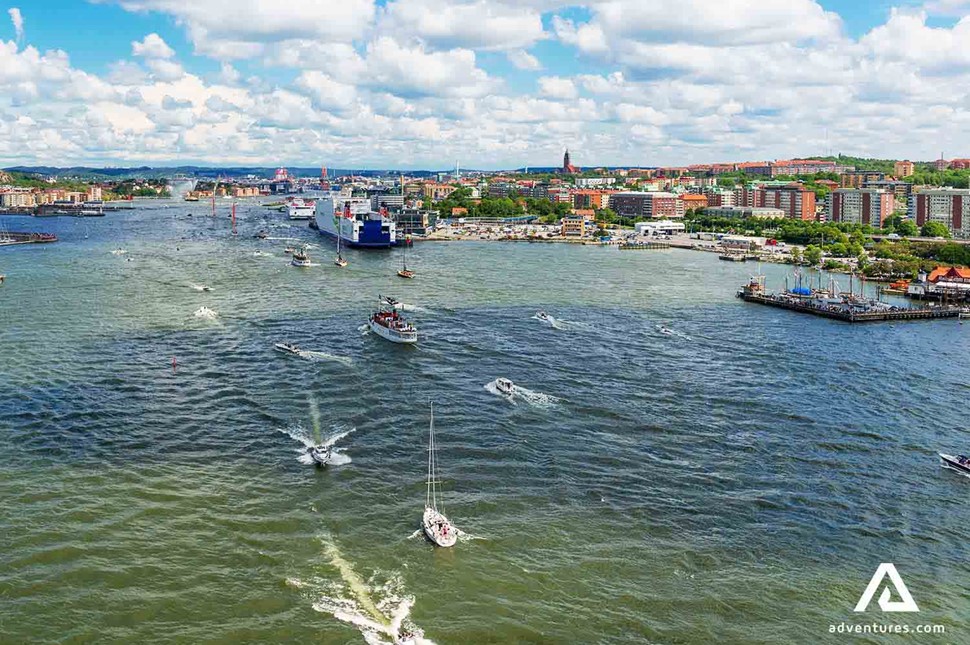 lots of boats in the gothenburg river at summer