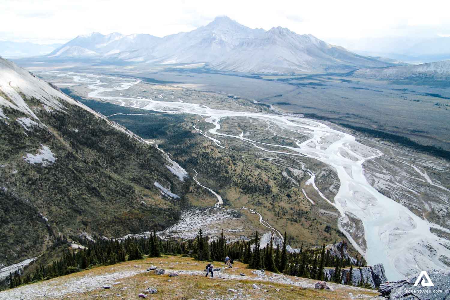 Hiking in Alpine Valley