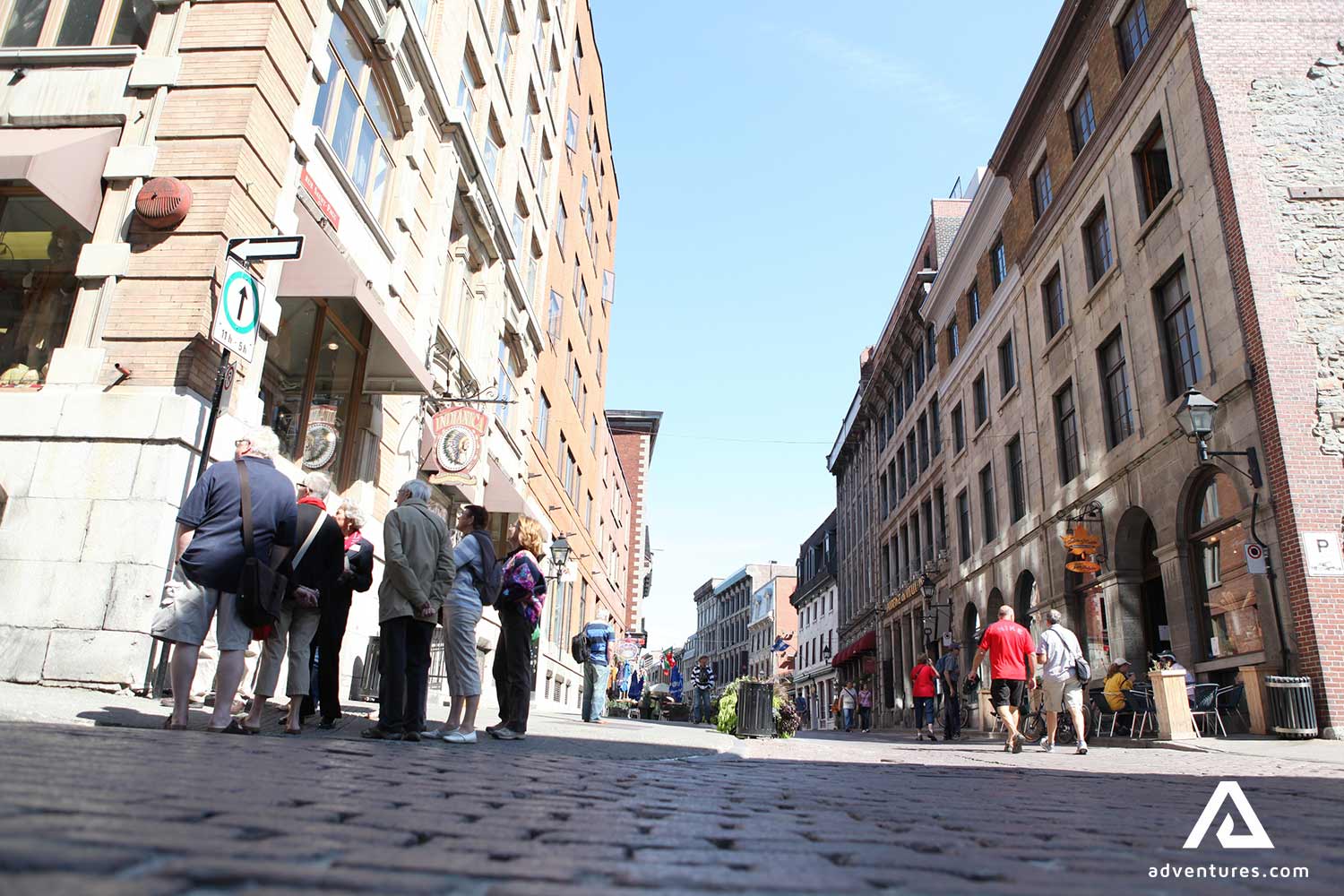 streets of old montreal city