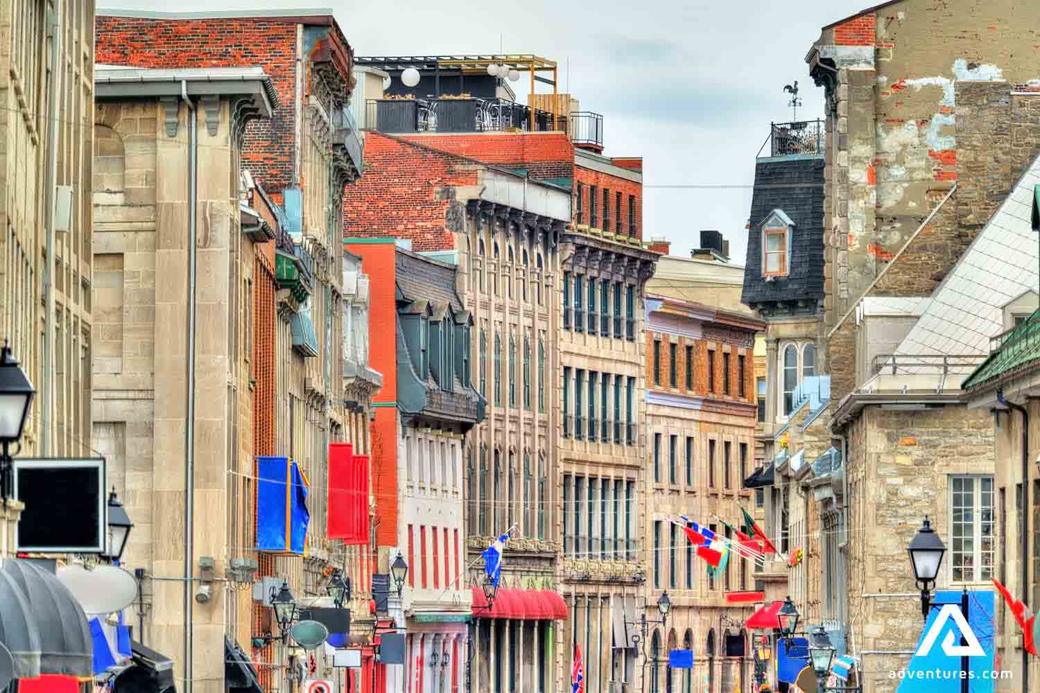 old town montreal buildings and street view