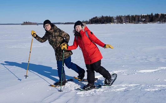 Yellowknife Snowshoeing Excursion on Great Slave Lake 