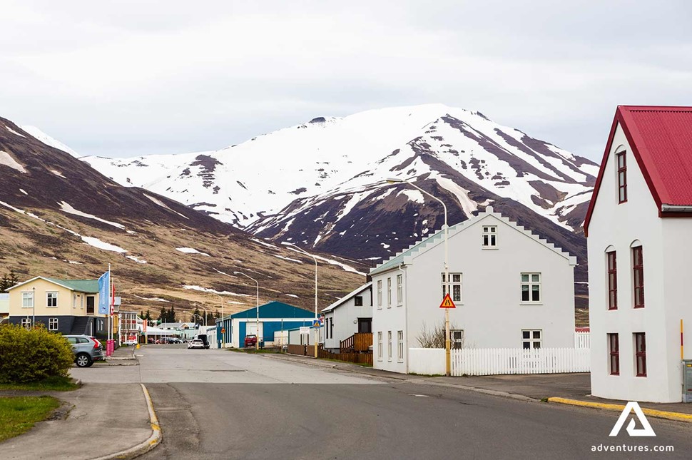 dalvik street view in winter 