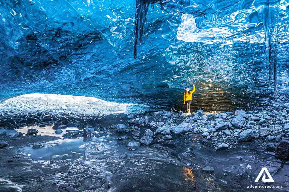 Breidamerkurjokull crystal Ice Cave