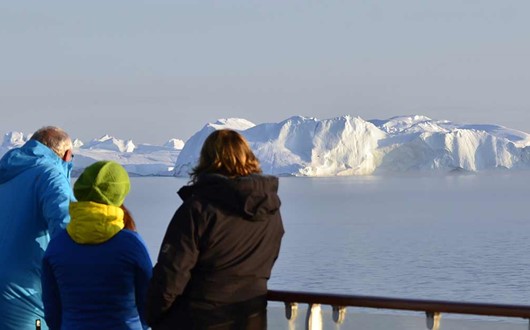 9 Top Tips for Visiting Greenland with Kids 