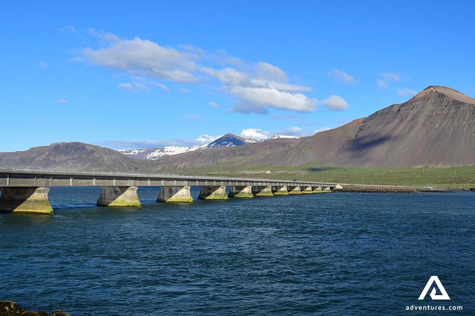 borgarnes stone bridge in iceland 