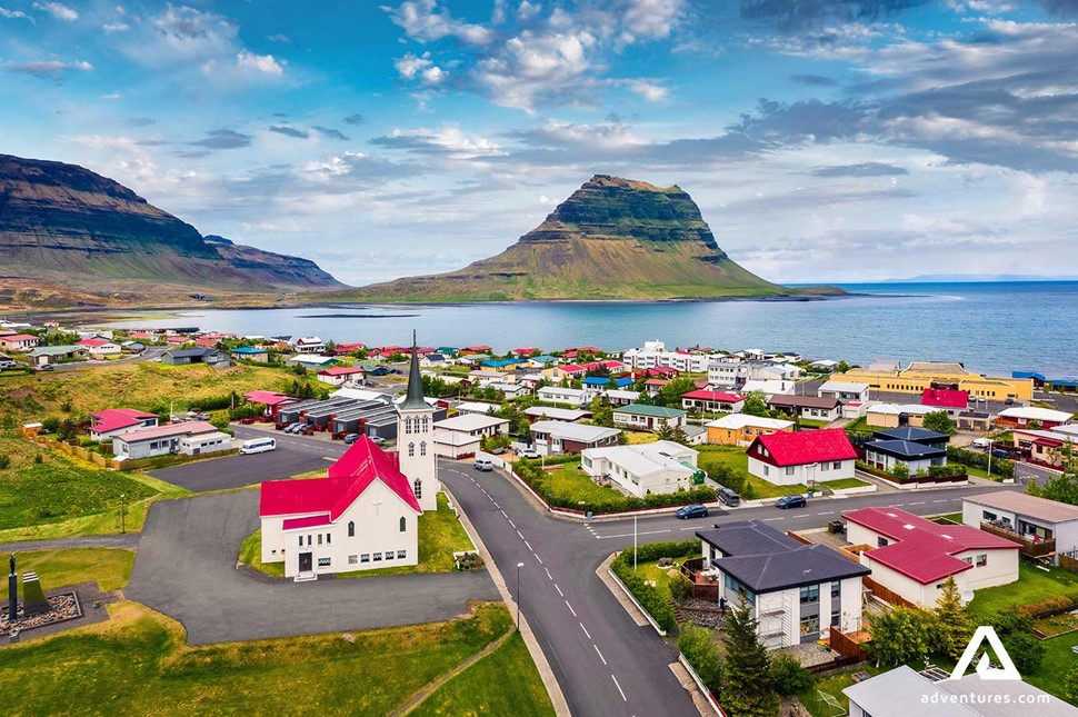 grundarfjordur town in iceland