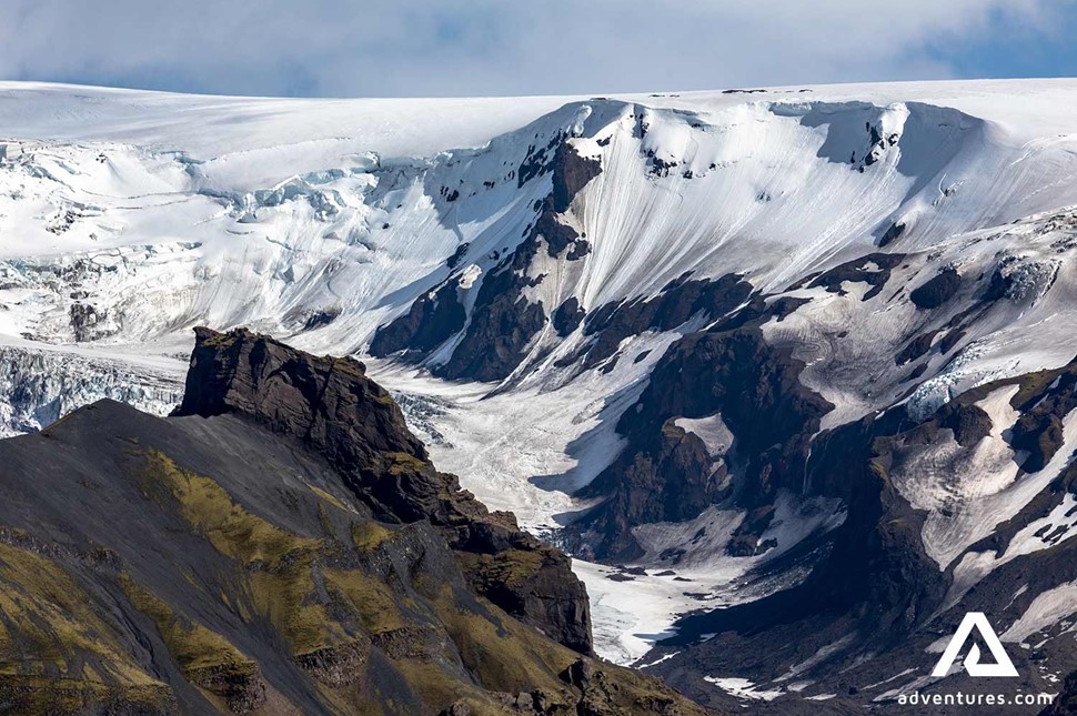 thorsmork winter mountains in iceland 