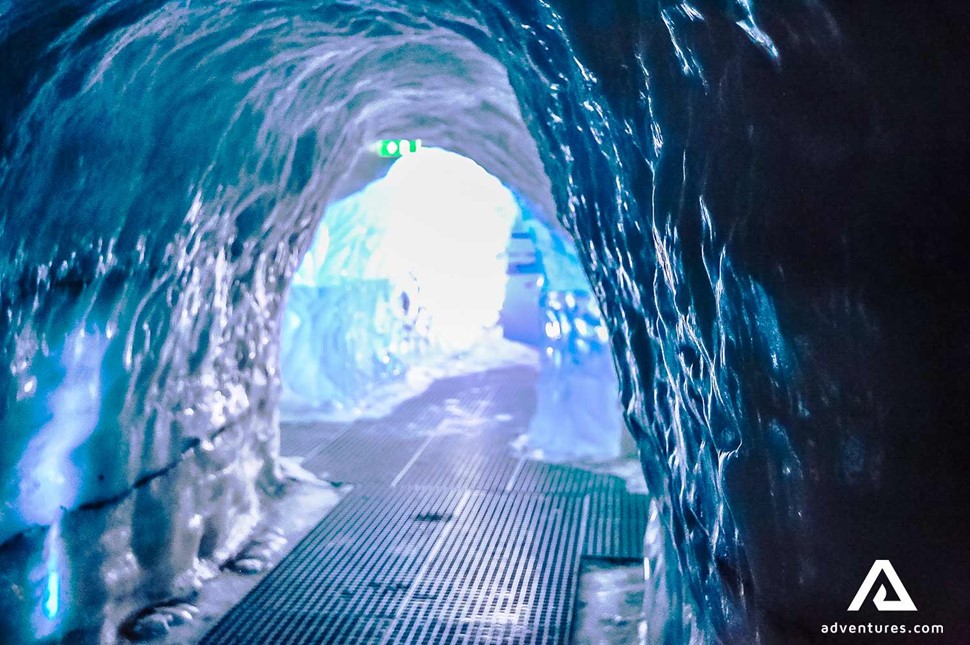 ice cave in perlan museum