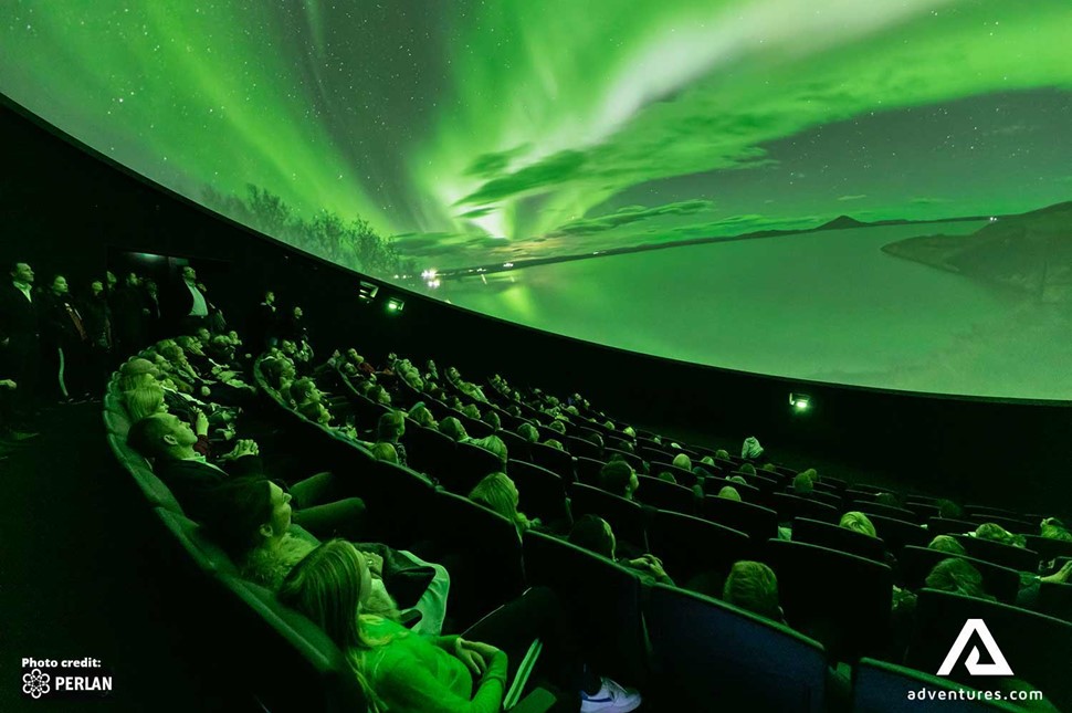 interactive northern lights in perlan museum